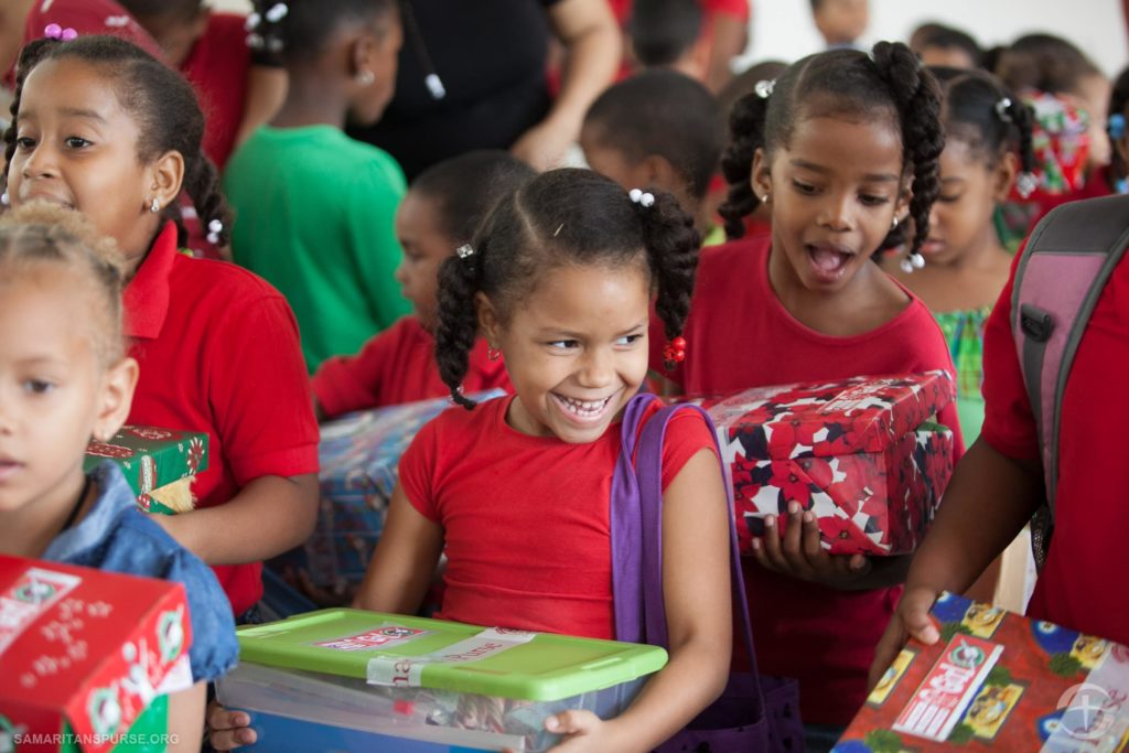 100 millionth shoebox delivery in Dominican Republic.