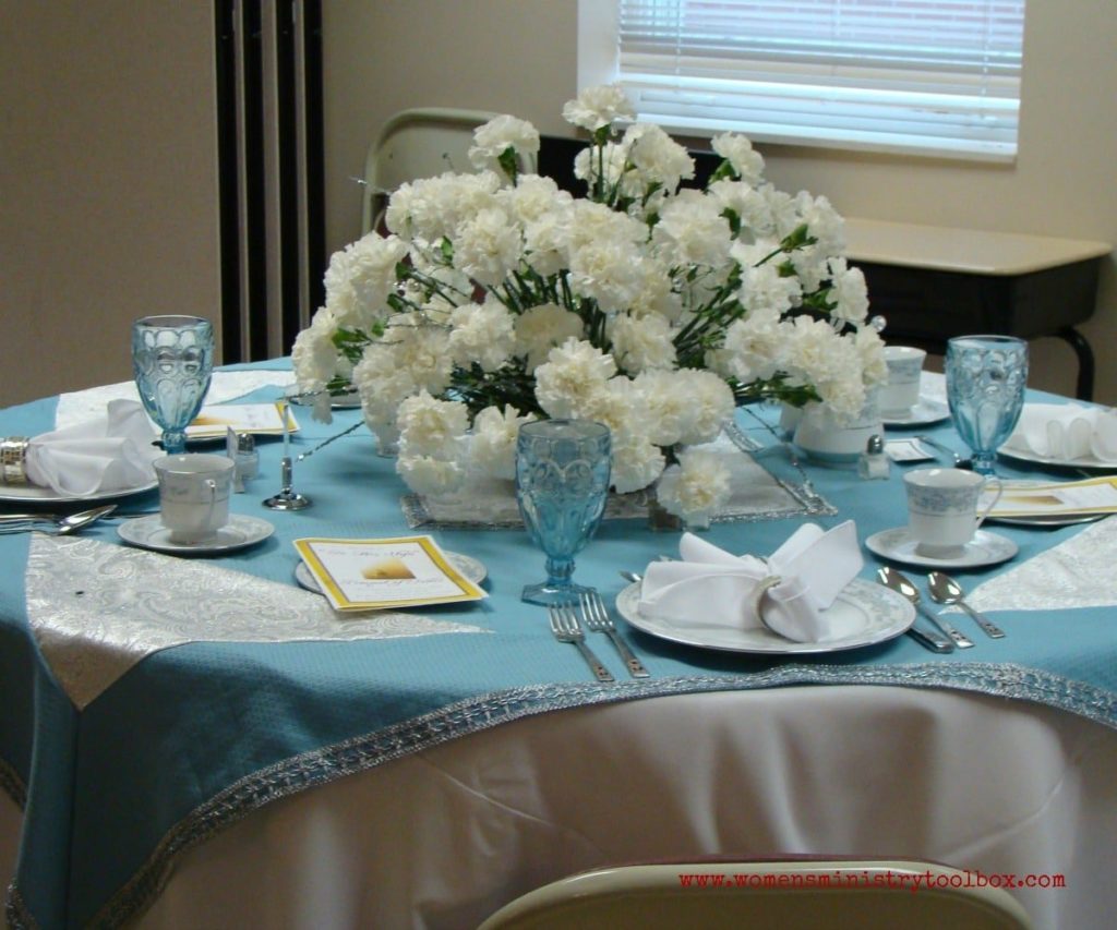 white carnations table