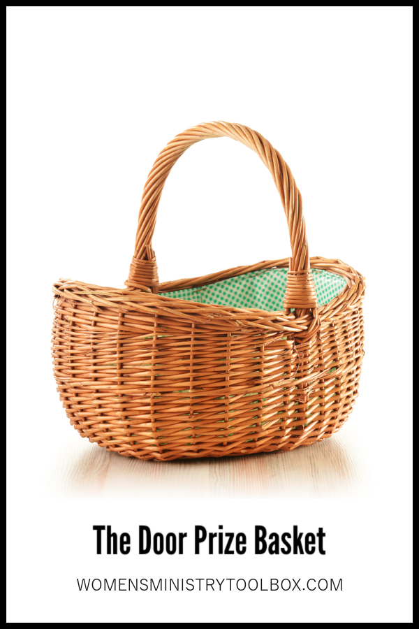 The Door Prize Basket is a great way to giveaway door prizes that every recipient will love!